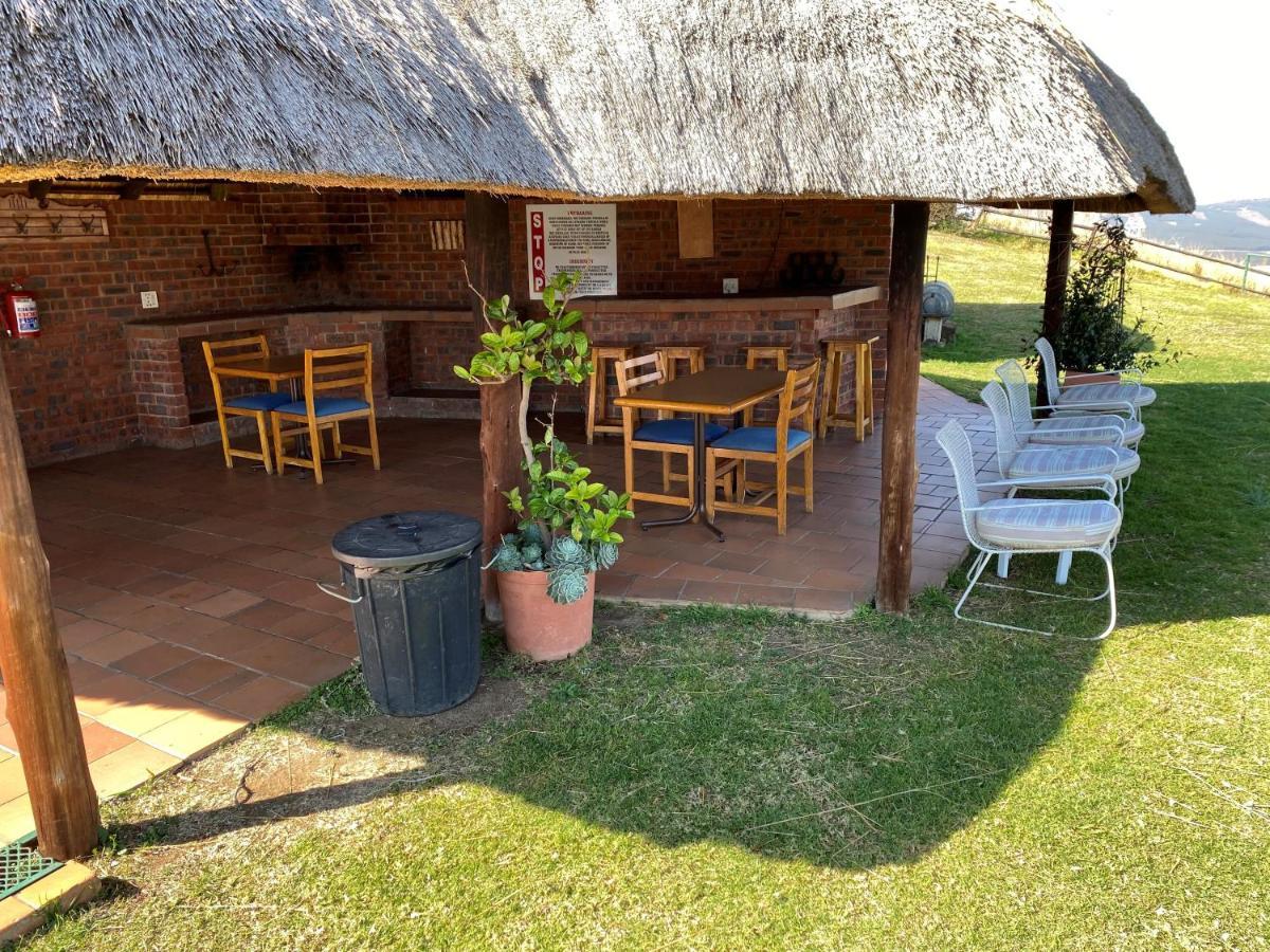 Graceland Self-Catering Cottages วินเทอร์ตัน ภายนอก รูปภาพ