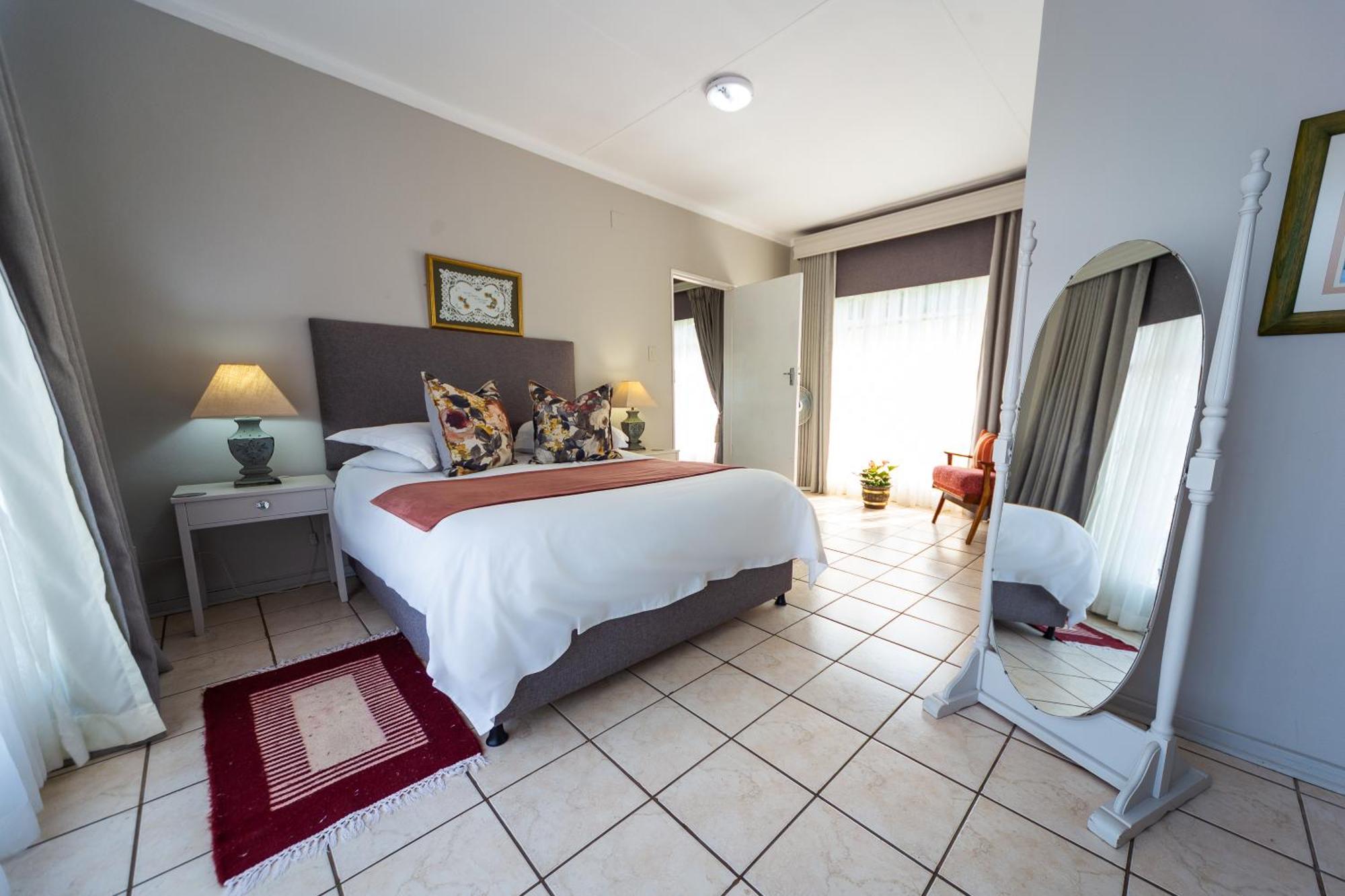 Graceland Self-Catering Cottages วินเทอร์ตัน ภายนอก รูปภาพ