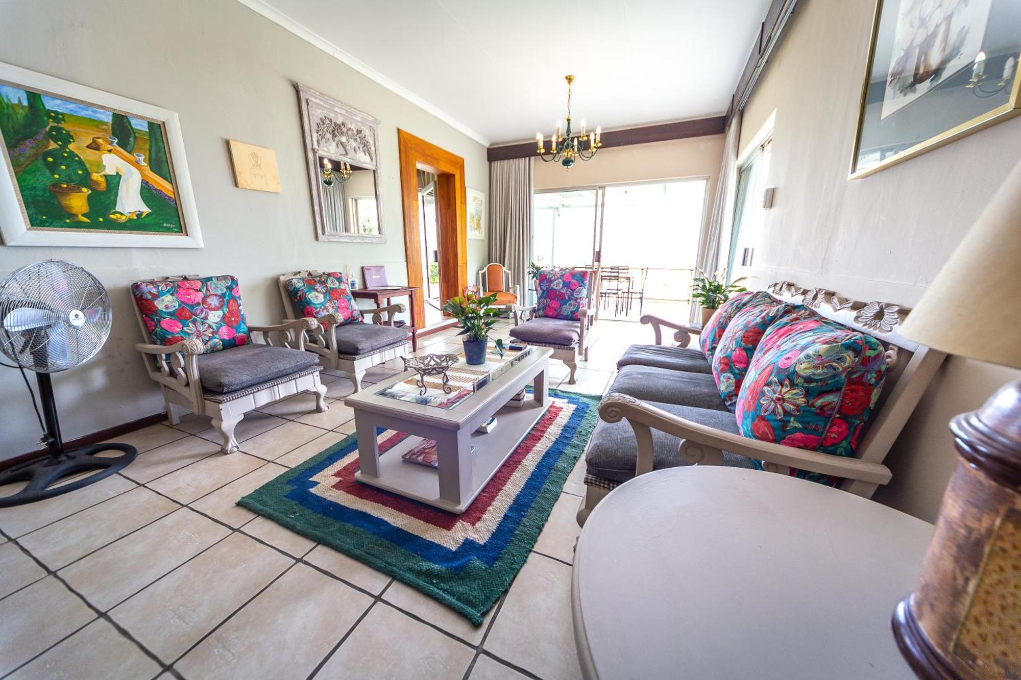 Graceland Self-Catering Cottages วินเทอร์ตัน ภายนอก รูปภาพ