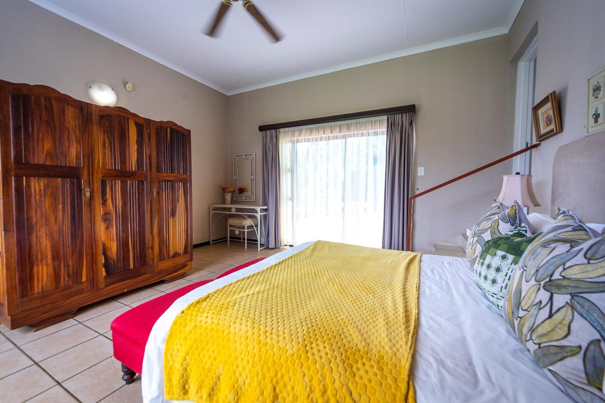 Graceland Self-Catering Cottages วินเทอร์ตัน ภายนอก รูปภาพ