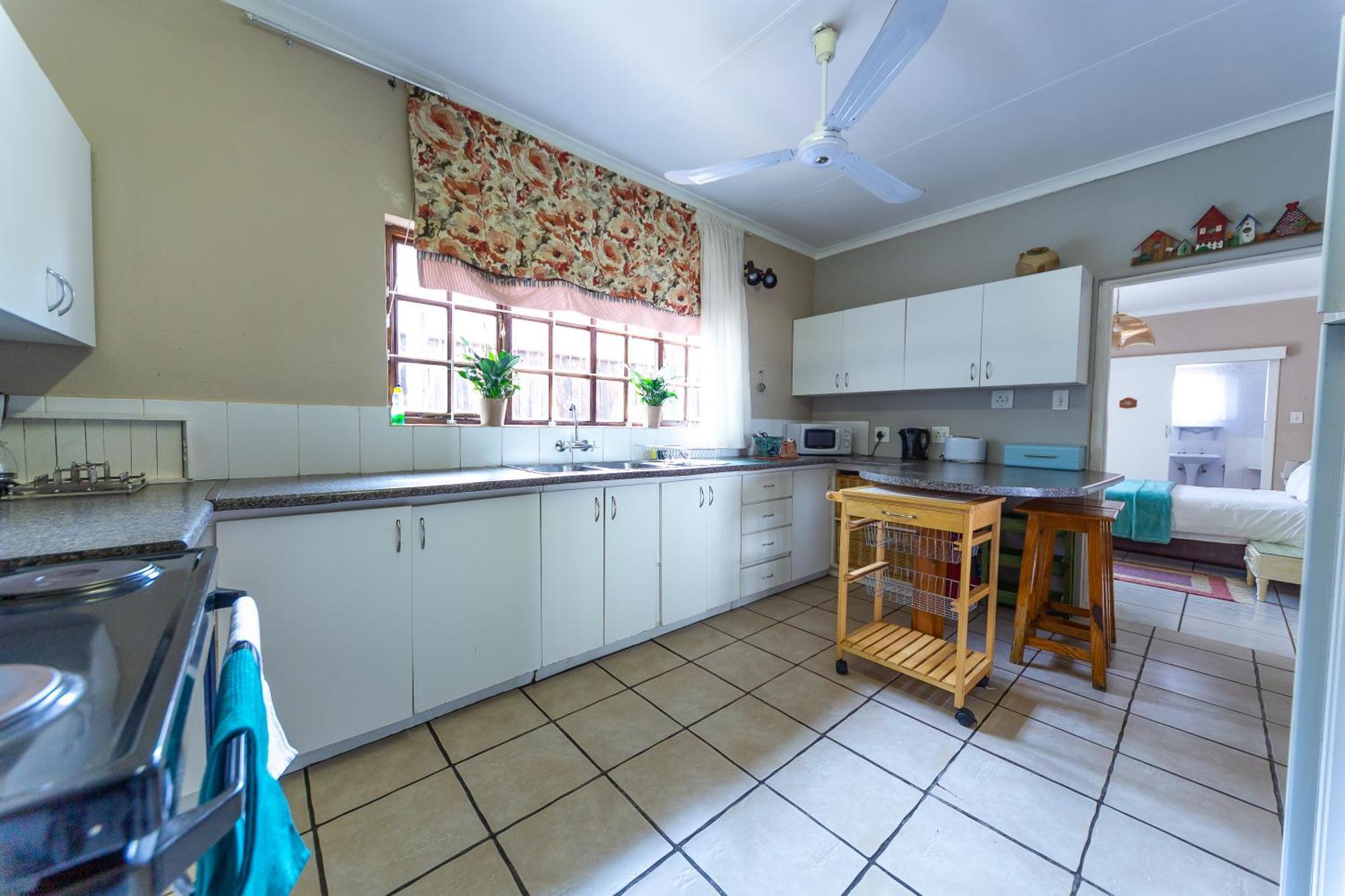 Graceland Self-Catering Cottages วินเทอร์ตัน ภายนอก รูปภาพ