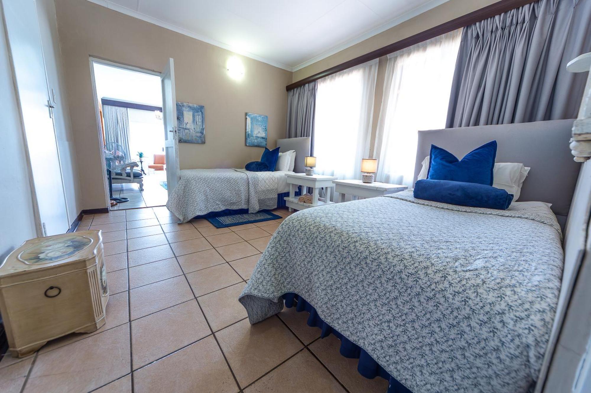 Graceland Self-Catering Cottages วินเทอร์ตัน ภายนอก รูปภาพ