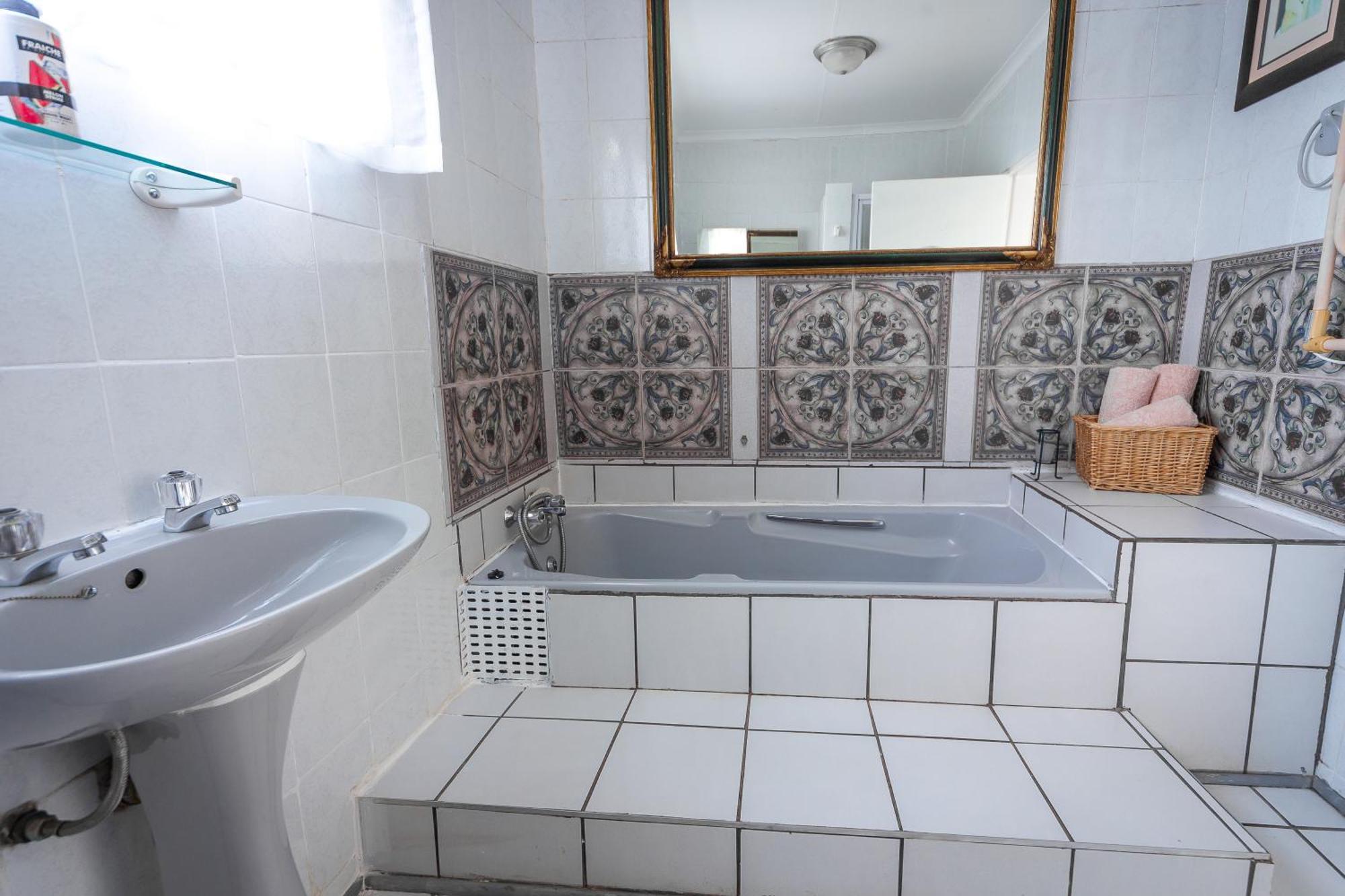 Graceland Self-Catering Cottages วินเทอร์ตัน ภายนอก รูปภาพ