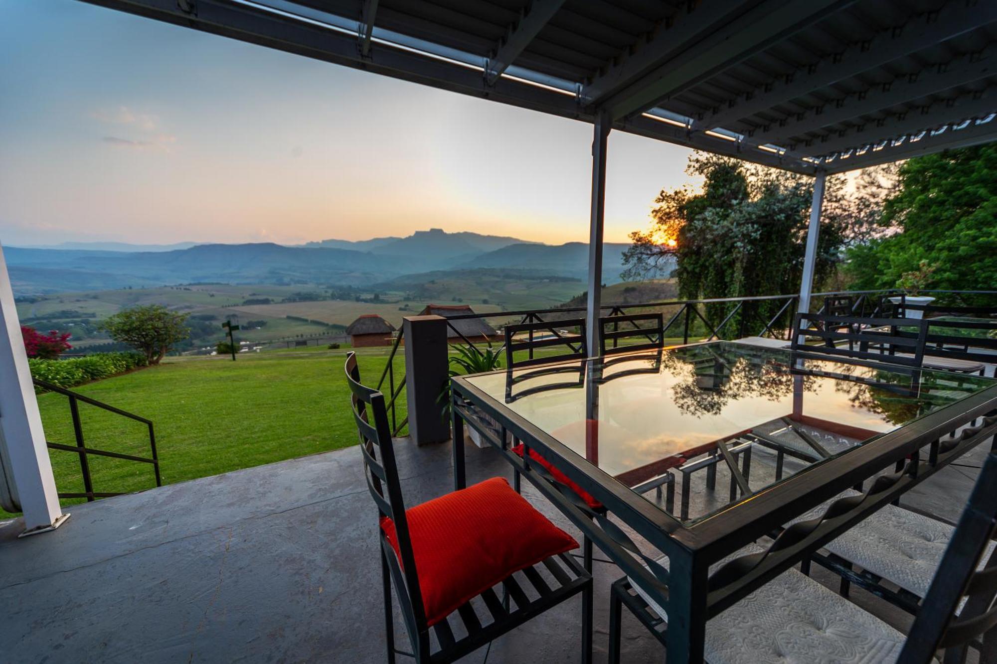 Graceland Self-Catering Cottages วินเทอร์ตัน ภายนอก รูปภาพ